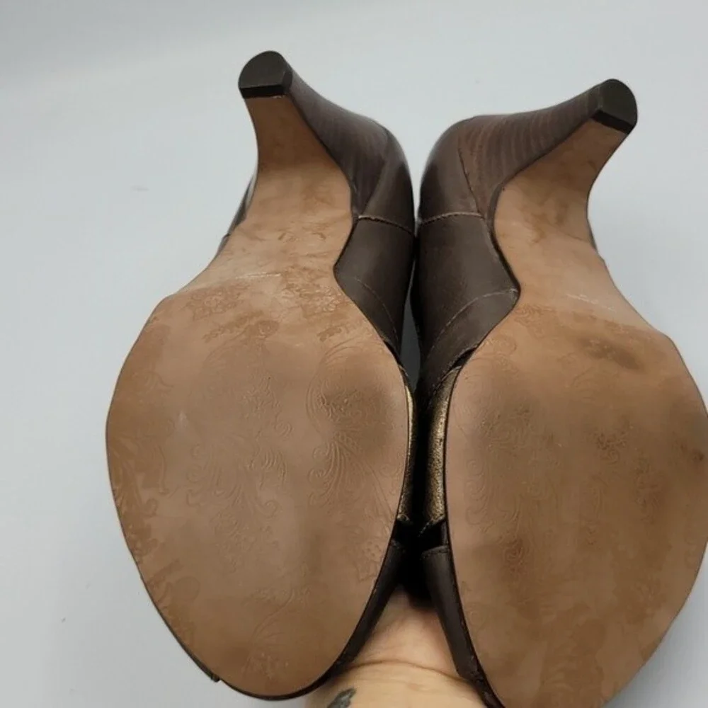 Matisse peep toe leather pumps Sz 8.5 Brown Pewter